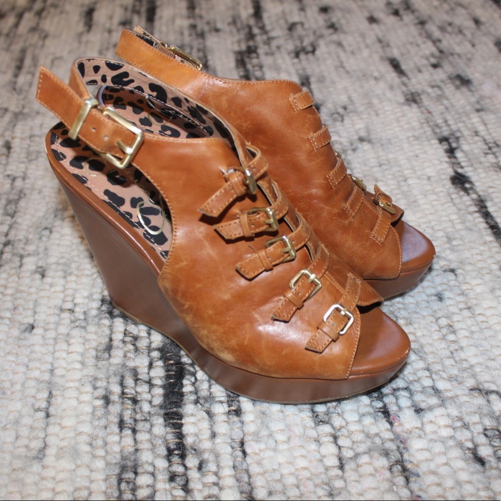🆕LISTING: BROWN JESSICA SIMPSON WEDGE BOOTIES